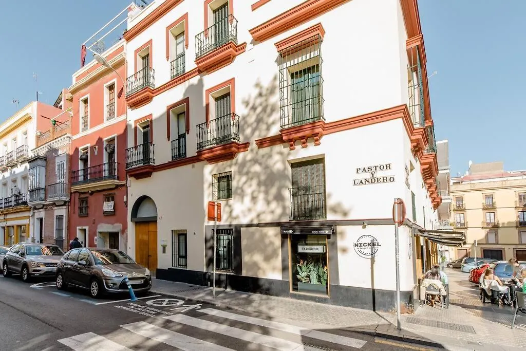 Atico C/ Adriano_Catedral. location